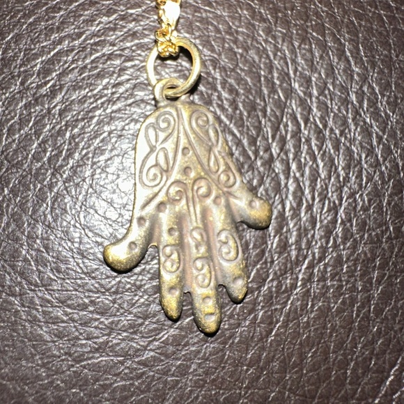 Gold Hamsa Pendant Necklace - Picture 3 of 5